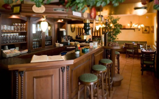 Hotel Xenia