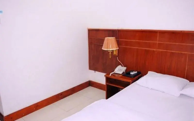 Eden Hotel