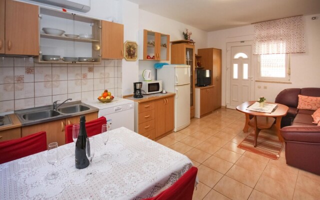 Amazing Apartment in Medulin With 1 Bedrooms and Wifi