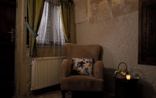 Young Cave Hotel