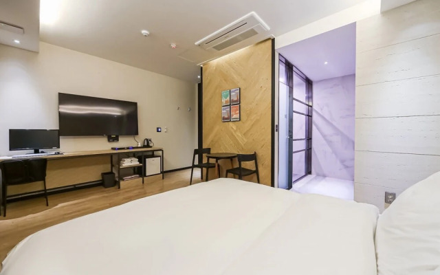 Yangsan Bukbudong Lime Hotel