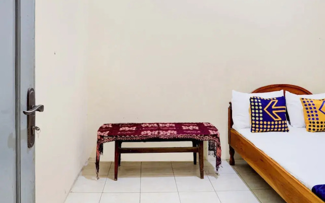 SPOT ON 93149 Karman's Sari 1 Homestay Syariah