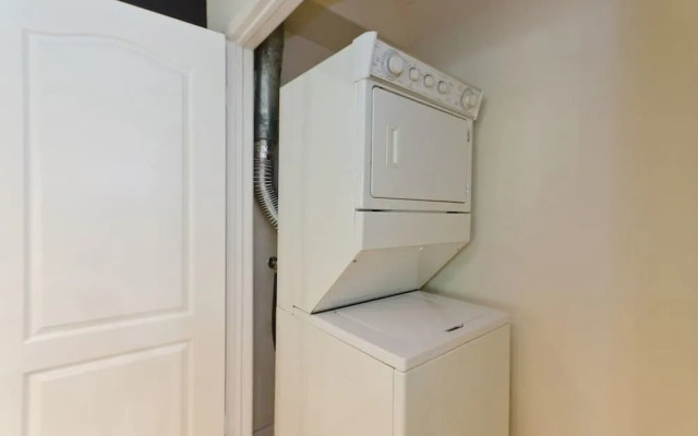 Downtown LA City View Suite