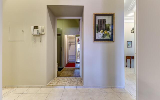 Апартаменты на Малой Конюшенной