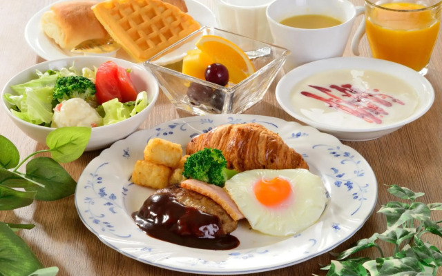 Takaoka Manten Hotel Ekimae