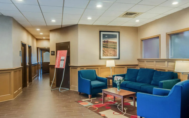 Comfort Inn & Suites