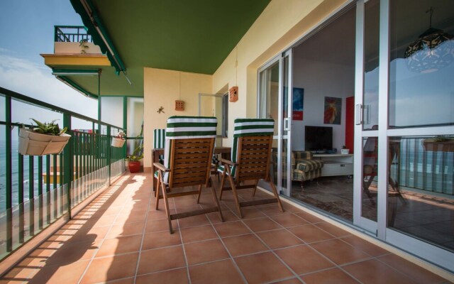 Holidays2Fuengirola Carvajal Sea Side