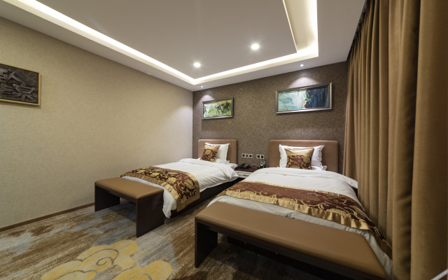 qingzhu Jinyue Hotel (Kuangshan Automobile Great World, Shanghai, Jinan)