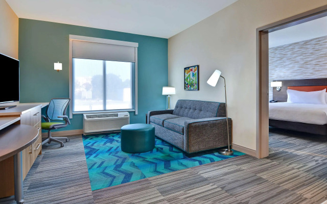 Home2 Suites by Hilton Savannah Midtown, GA
