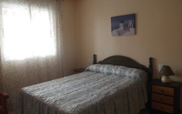 Alicante 100665 1 Bedroom Apartment by Mo Rentals