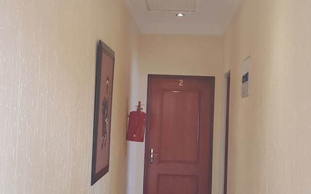 Ekuthuleni Guest House - Soweto