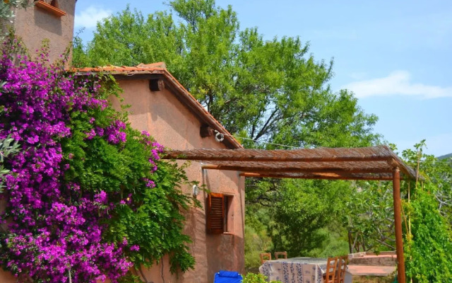 Belvilla by OYO Comfy Holiday Home With Garden