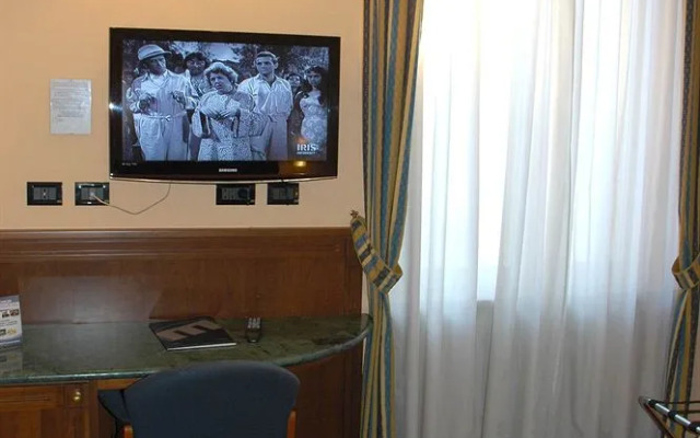 Hotel Millennium Palace