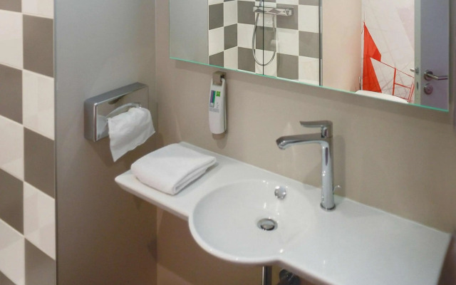 Ibis Styles Poitiers Centre
