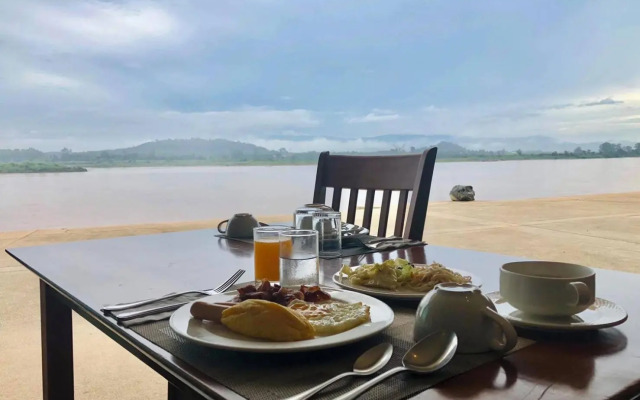 A Hotel Simply