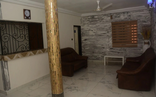 Room in Guest Room - Standard Double Bed in Royal Blue Guest House and Bar