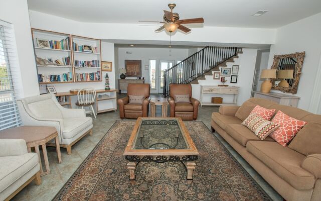 The Castle Destin - 4 Br Home