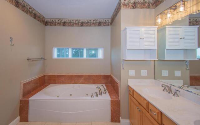 New Rental! Commanding Views of the Marsh, Skull Inlet and the Atlantic