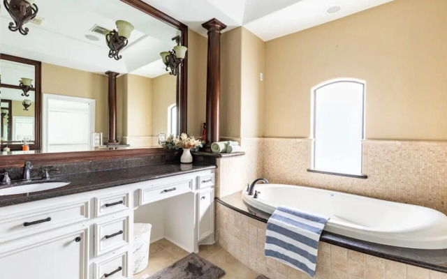 BIZI near Galleria Mall