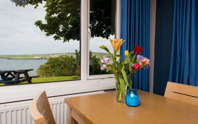 Hostel YHA Poppit Sands