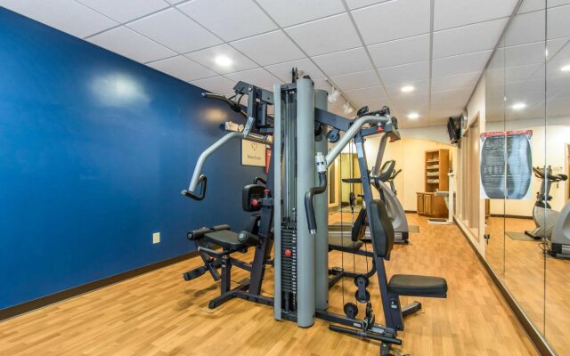 Spark by Hilton Pearland