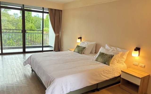 Eco Hotel by Thammasat