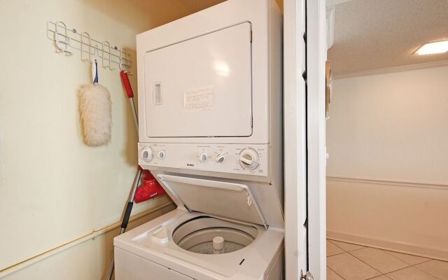 Shoreline 1074 Condo by RedAwning