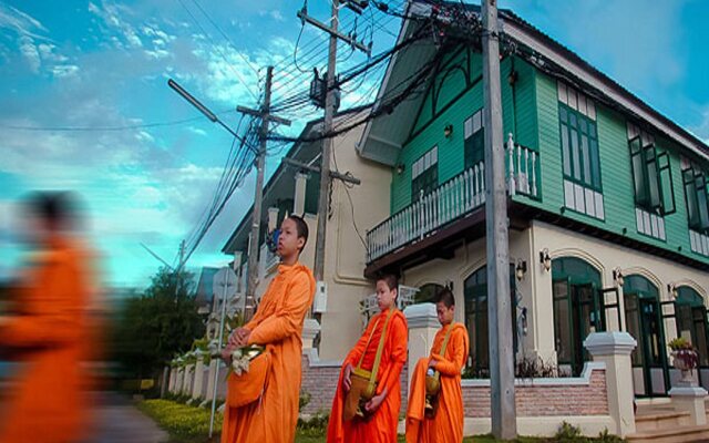 Khum Muang Min Boutique Hotel