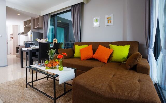 6th Avenue Phuket Surin - by Holy cow