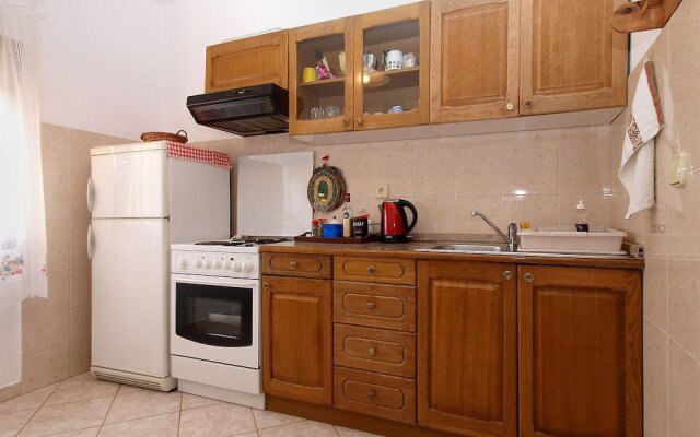 Apartment 1858