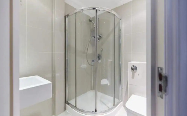 The Butterfield Green Spacious 1bdr Flat