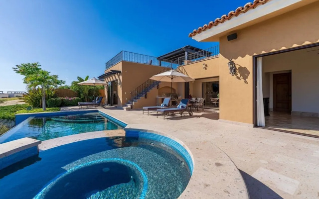 4BD Diamante Spacious Patio and Private Pool