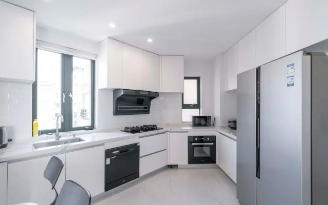 Tyms 3BR 2BA Apt Novel Garden Metro