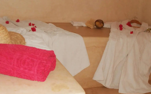 Riad Dar Lyna