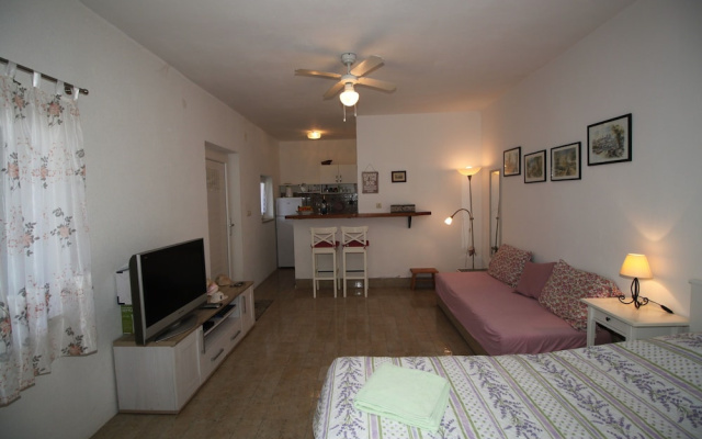 Apartment Sidro
