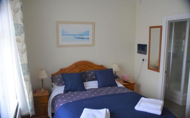 Stover Lodge Hotel - BB