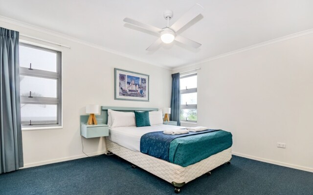Spin13- Escape To Mooloolaba