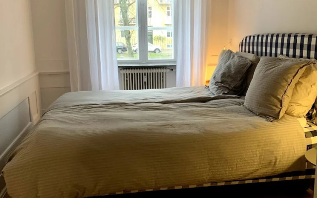 Christianshavn Canalside Luxury Apartment