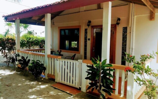 Dolce Cabana Waterfront Suites