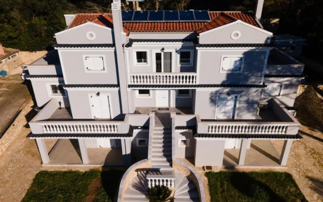 The Seven Islands Apartments