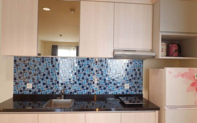 Exclusive and Vibrant 1BR Apartment at Praxis