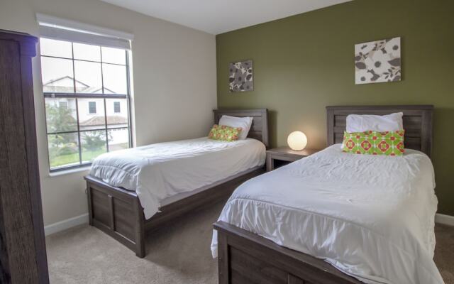 Champions Gate 9027 A