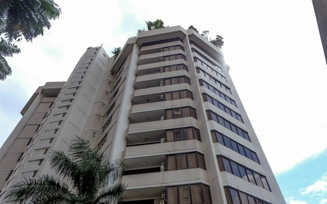 Spacious 3br Senopati Apartment Near Scbd