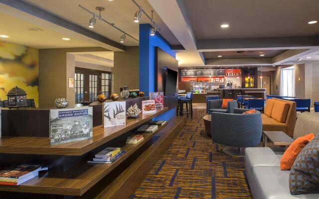 Courtyard by Marriott Grand Rapids Airport