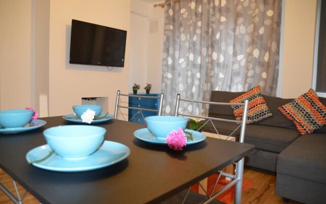 London Borough Station Apartment