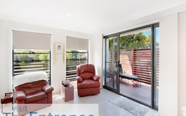 Koonah Townhouse