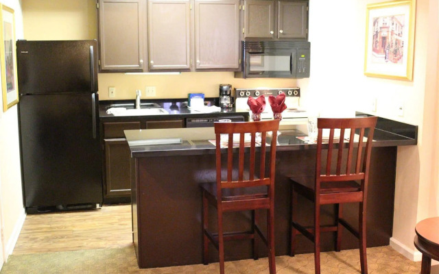 Chase Suites Hotel Brea-Fullerton