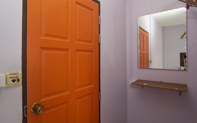 Baan Taklom Chomtalay