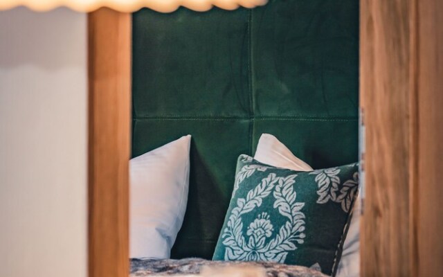 Lux Alp Chalet