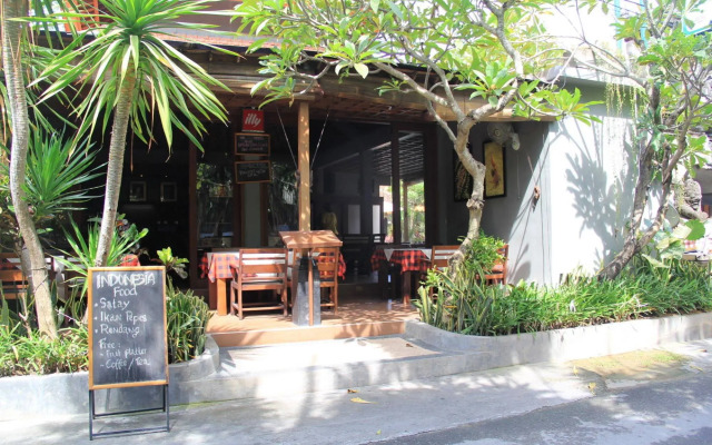 Stana Puri Gopa Hotel